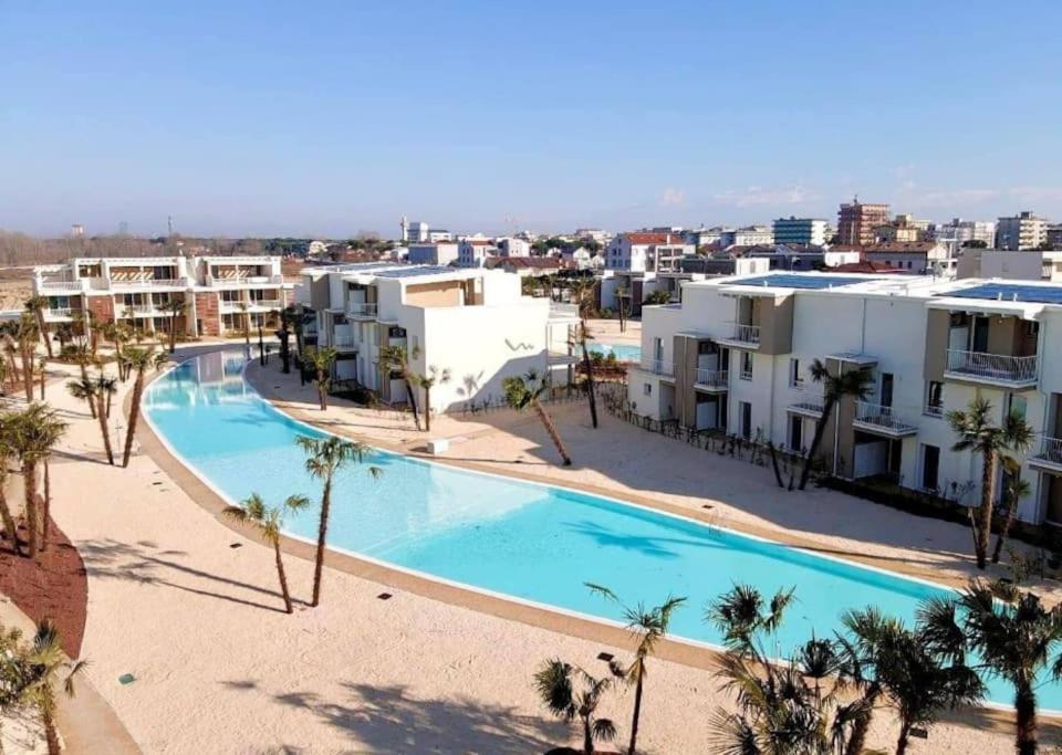 Wave Island! Luxury Resort A Jesolo - Piscina E Park Free! Luaran gambar