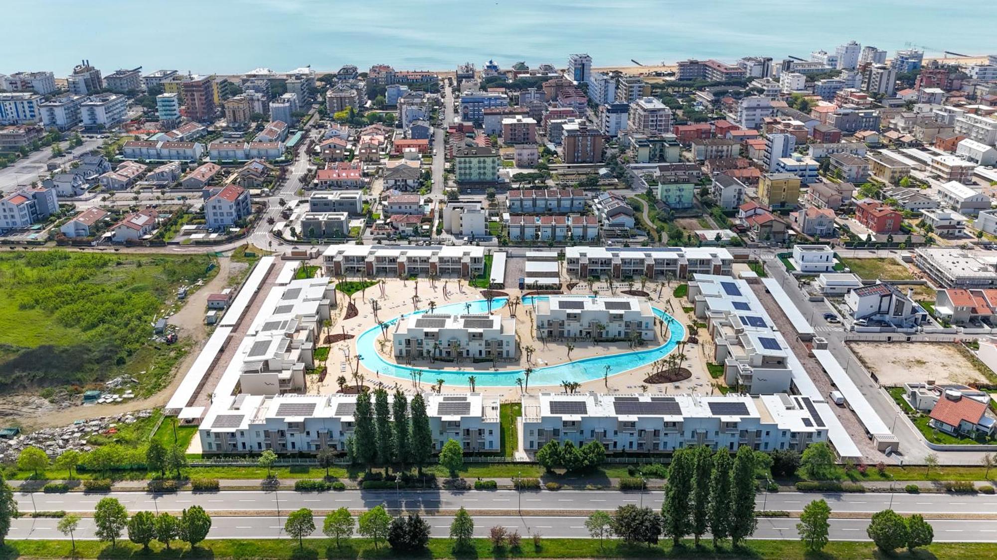 Wave Island! Luxury Resort A Jesolo - Piscina E Park Free! Luaran gambar